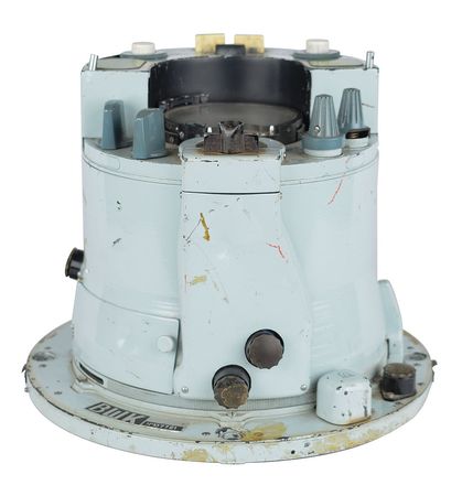 Lot #8575  Russian Spacecraft Periscope Component - Image 3