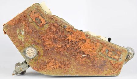 Lot #8586  Soyuz Information Display System Control Panel (Left) - Image 5