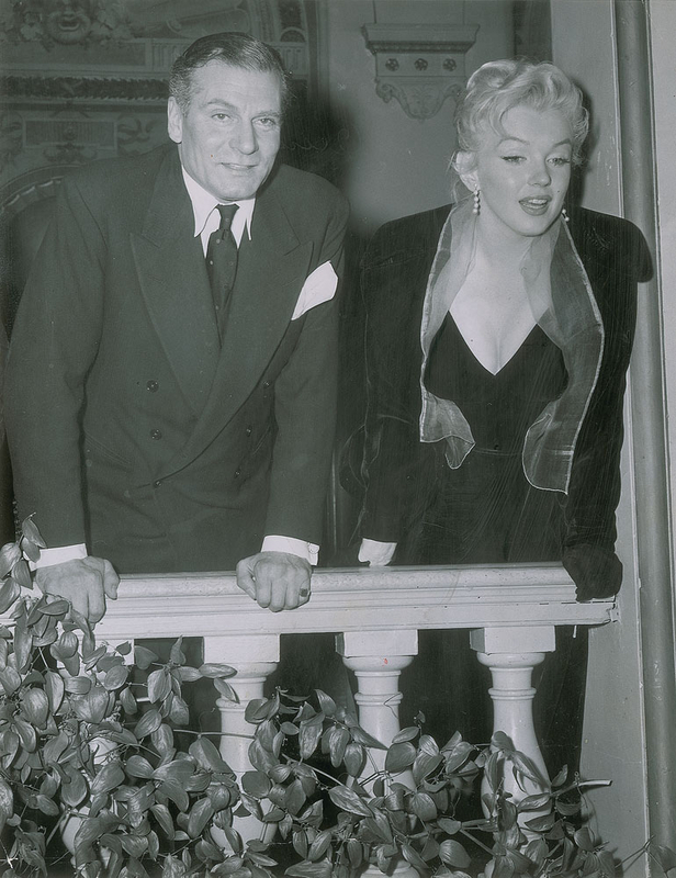 Lot 954 Marilyn Monroe and Laurence Olivier Photograph