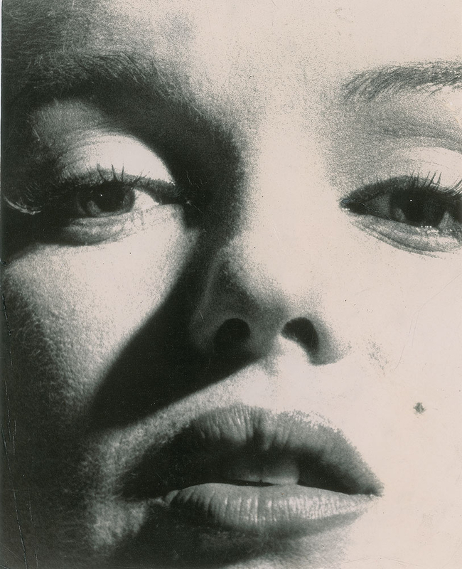 Lot 949 Marilyn Monroe Photograph