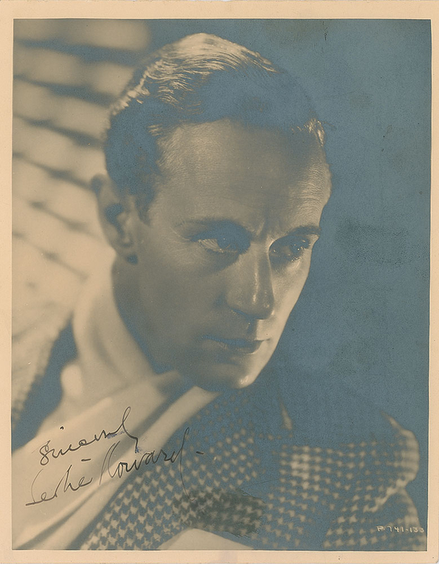 Lot 926 Leslie Howard Signed Photograph