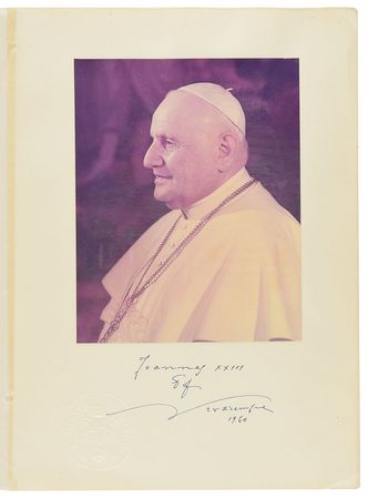 Lot #281 Pope John XXIII Signed Photograph - Image 1