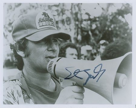 Lot #976 Steven Spielberg - Image 1