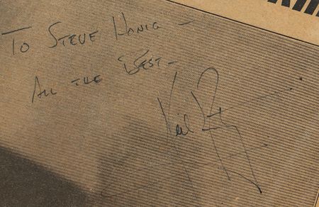 Lot #562 Neil Armstrong: 