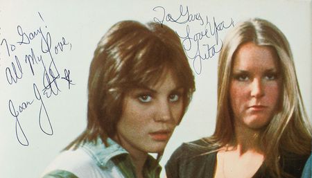 Lot #9219 The Runaways Signed Album - Image 3