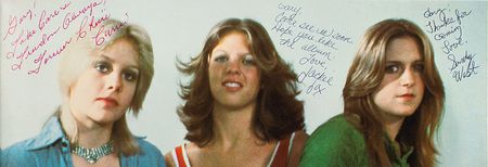 Lot #9219 The Runaways Signed Album - Image 4