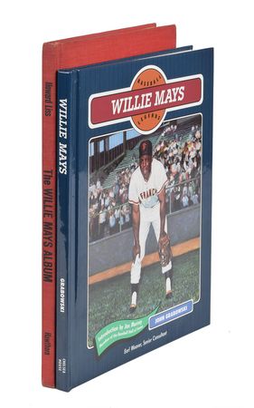 Lot #943 Willie Mays - Image 1