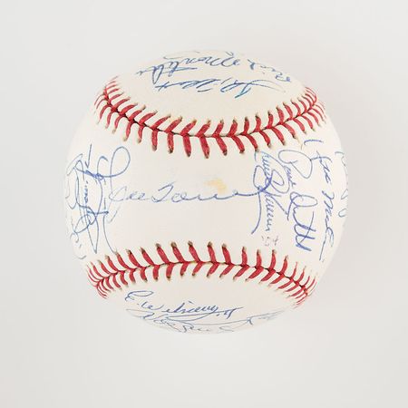 Lot #1134 NY Yankees: 2004 Baseball - Image 1