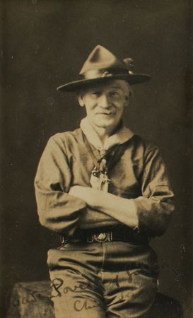 Lot #359 Robert Baden-Powell Signed Photograph - Image 1