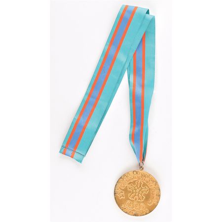 Lot #3105  Calgary 1988 Winter Olympics Gold Winner's Medal - Image 4