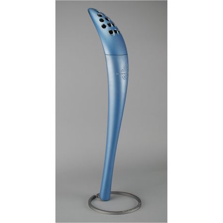 Lot #3136  Torino 2006 Winter Olympics Torch - Image 2