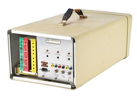 Lot #2107 EAI MiniAC Analog Computer with Repetitive Operation Display Unit and Variplotter  - Image 4