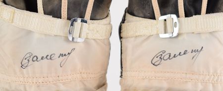 Lot #2282 Sergei Zalyotin's Soyuz TM-30 Flown Sokol Gloves - Image 3
