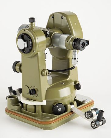 Lot #2318  NASA Kern DKM2-AE Theodolite Surveyor - Image 3