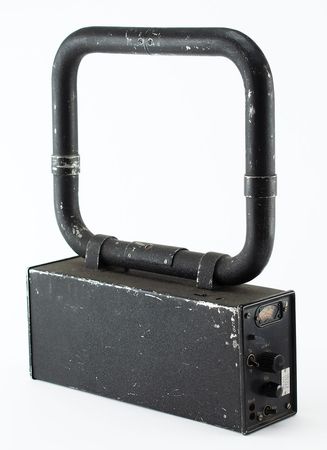Lot #2122  Czech RZ-301 Radio Detection Unit - Image 2
