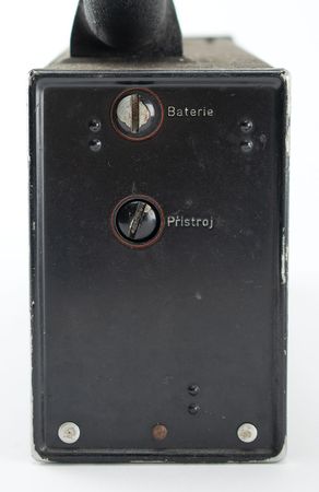 Lot #2122  Czech RZ-301 Radio Detection Unit - Image 4