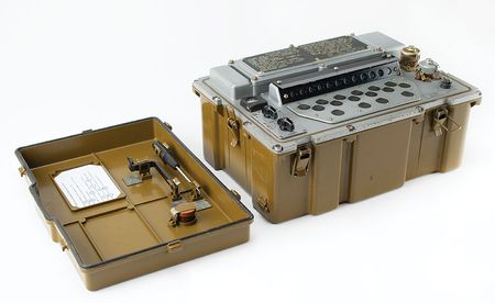 Lot #2121  Cold War Soviet R-014D Datchik Electronic Burst Encoder - Image 3
