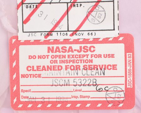 Lot #2291 Jeff Hoffman's STS-61 Flown Comfort Gloves - Image 6