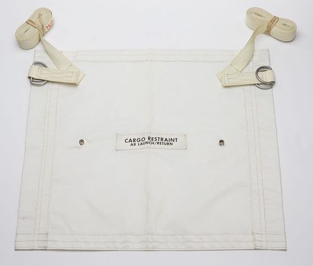 Lot #2190  Apollo and Skylab Beta Cloth Lot of (6) Bags and Containers - Image 6