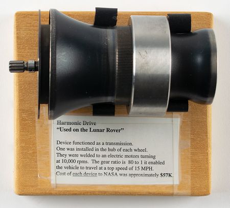 Lot #2201  Lunar Rover Harmonic Drive Unit - Image 3