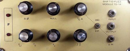 Lot #2112 The Processor: Analog Music Synthesizer - Image 3