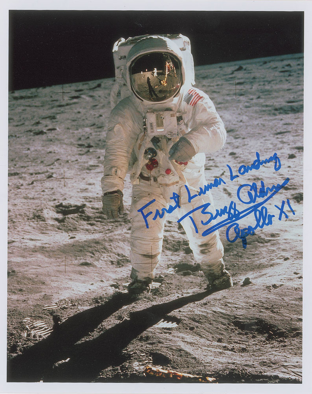Lot 509 Buzz Aldrin Signed Photograph