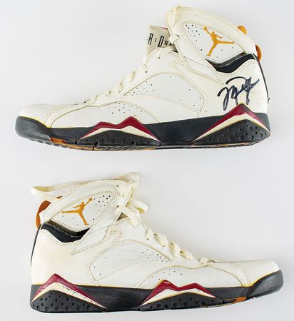 Lot #4173 Michael Jordan Game-Worn Nike Air Jordan VII Sneakers - Image 4