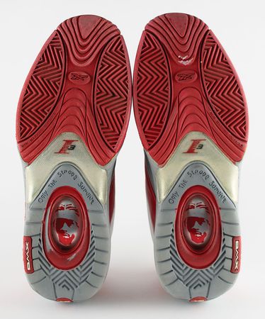 Lot #4172 Allen Iverson Game-Worn Answer IV Sneakers - Image 6