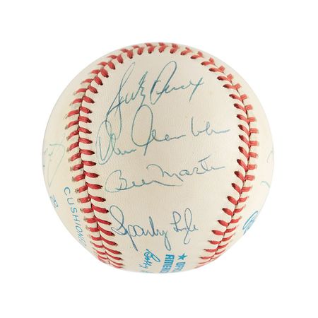 Lot #4083  NY Yankees Greats Signed Baseball - Image 4
