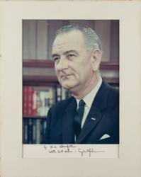 Lot #110 Lyndon B. Johnson Signed Photograph - Image 3