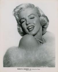Lot #1090 Marilyn Monroe Photograph - Image 1