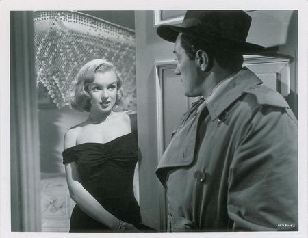 Lot #1091 Marilyn Monroe - Image 1