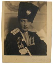 Lot #1202 Rudolph Valentino Signed Photograph - Image 1