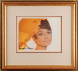 Lot #907 Audrey Hepburn Signed Photograph - Image 2