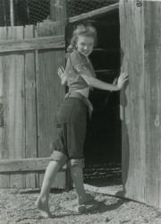 Lot #922 Marilyn Monroe Photograph - Image 1