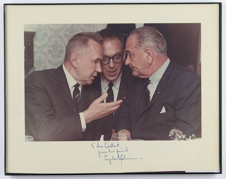 Lot #103 Lyndon B. Johnson Signed Photograph - Image 3