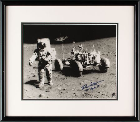 Lot #435 Dave Scott Signed Photograph - Image 2