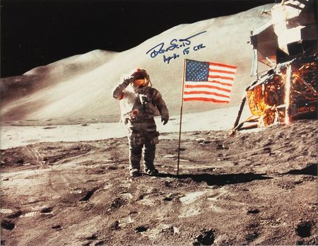 Lot #436 Dave Scott Signed Photograph - Image 1