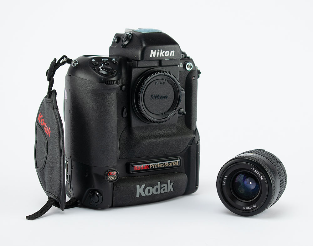 Kodak Digital Camera Nikon F5 Digital Back Canon EOS 1n Digital