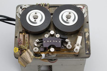 Lot #4546  Kinelogic Satellite Analog/Digital Flight Recorder - Image 3