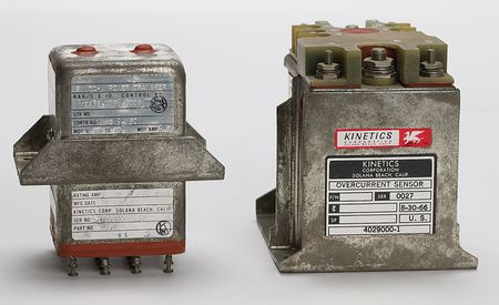 Lot #4088  Apollo Block II Overcurrent Sensor and Transfer Switch - Image 1