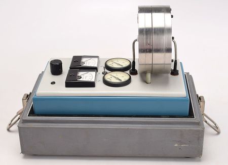 Lot #279  Hydrogen/Oxygen Fuel Cell Demonstrator - Image 4