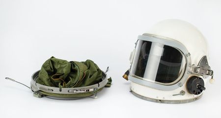 Lot #4488  Russian High Altitude Aviation Helmet - Image 4