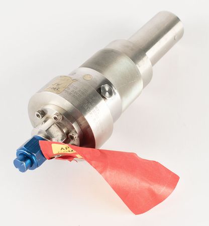 Lot #4098  Apollo CSM Cryogenic Hydrogen Ground Coupling - Image 1