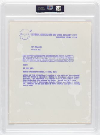 Lot #4162  Apollo 11 Original 'Type 1' Photograph - Image 2
