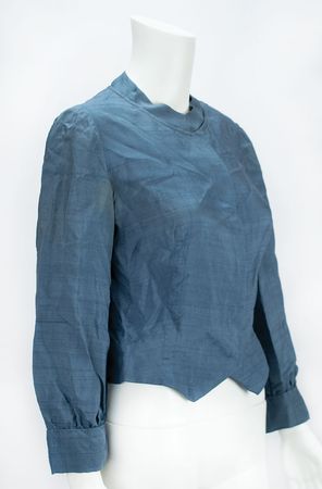 Lot #14 Jacqueline Kennedy Outfit Made by Oleg Cassini: Custom-made for Jackie by Oleg Cassini in late 1963 - Image 11