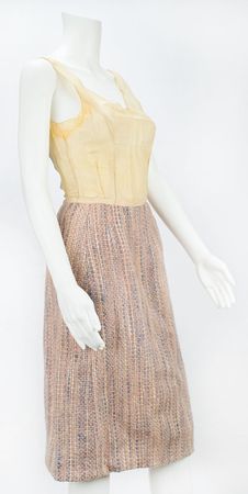 Lot #14 Jacqueline Kennedy Outfit Made by Oleg Cassini: Custom-made for Jackie by Oleg Cassini in late 1963 - Image 9