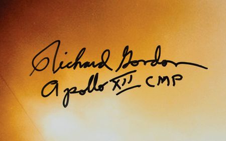 Lot #386 Apollo 12: Bean and Gordon Signed Photograph - Image 3