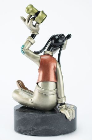 Lot #739 Goofy limited edition statue Statue - Image 2