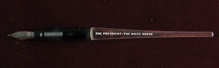 Lot #71 Lyndon B. Johnson Pen - Image 2